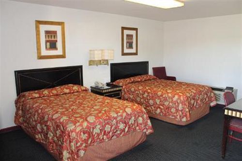 Golden Wheat Budget Host Inn Junction City Bagian luar foto