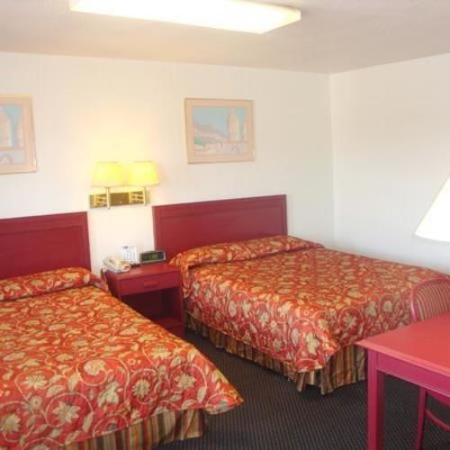 Golden Wheat Budget Host Inn Junction City Bagian luar foto