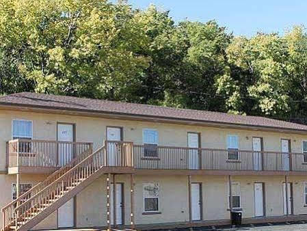 Golden Wheat Budget Host Inn Junction City Bagian luar foto