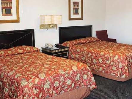 Golden Wheat Budget Host Inn Junction City Bagian luar foto